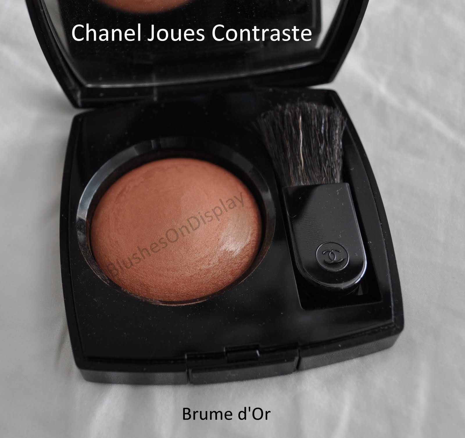 on Display: Chanel Joues Contraste