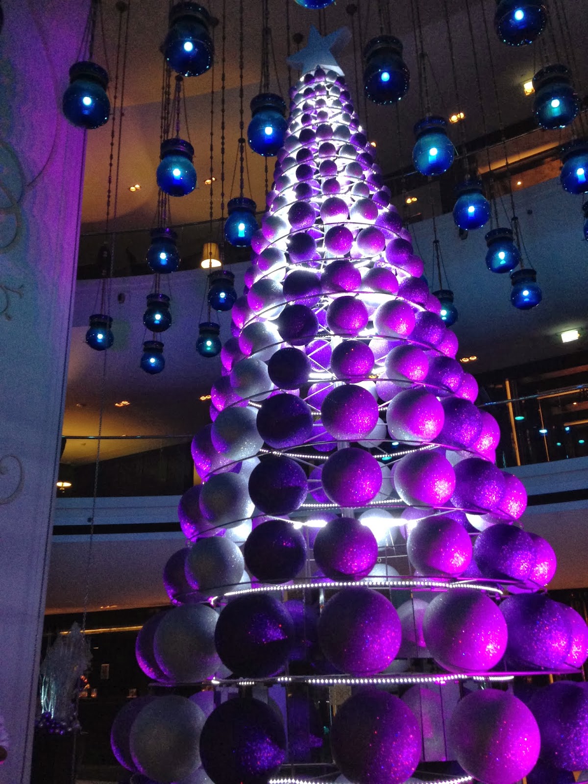 ana mumkin انا ممكن Don't Walk in Doha