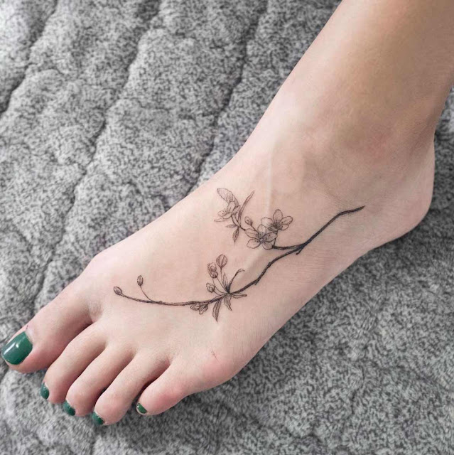 tatuagens femininas para os pés tatuagens femininas para os pés