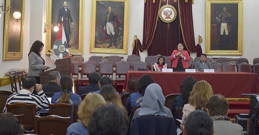 DRELM realizó foro sobre la formación técnica en la Educación Básica Alternativa - www.drelm.gob.pe DRELM realizó foro sobre la formación técnica en la Educación Básica Alternativa - www.drelm.gob.pe
