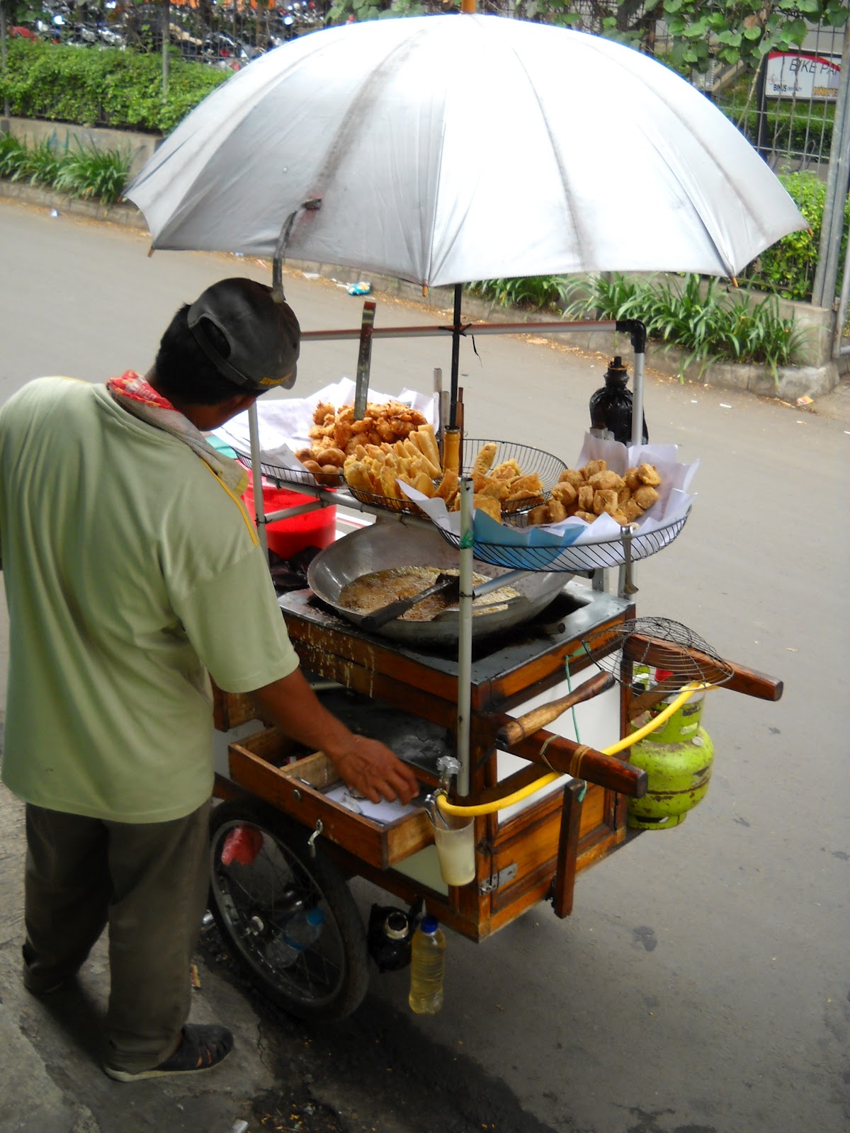 Kisah Penjual Gorengan Naik haji Gerak Nafas