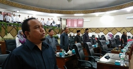 Semua Fraksi di DPRD Kota Padang Setujui KUPA-PPAS APBD Kota Padang Tahun 2017 Semua Fraksi di DPRD Kota Padang Setujui KUPA-PPAS APBD Kota Padang Tahun 2017