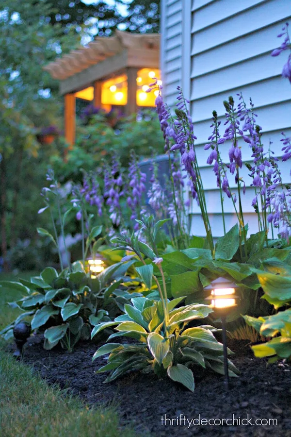 how to install landscaping lights