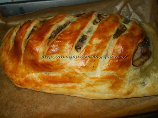 Muschi de porc cu ciuperci, in foietaj