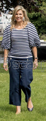 Top Sonia Rykiel / pantalon J Crew / ballerines Salvatore Ferragamo