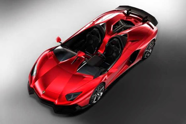 Gambar Mobil Lamborghini Aventador Photo Merah Warna