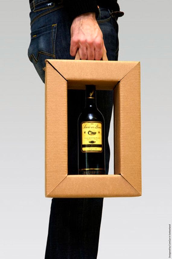 bottiglia trasporto delicata vino vetro cornice packaging confezionamento design cartone