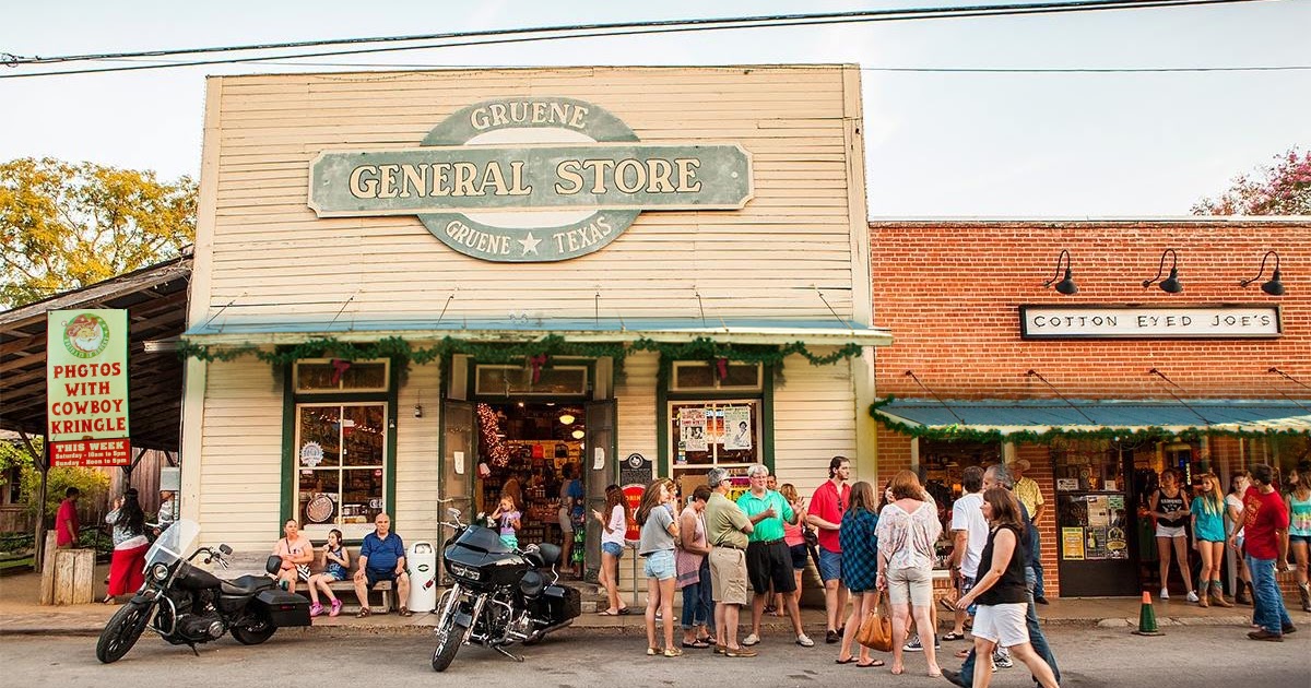 Gruene Historic District Holidays in Gruene