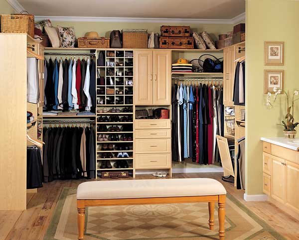 Diseños de closet grande y formas de organizarlos