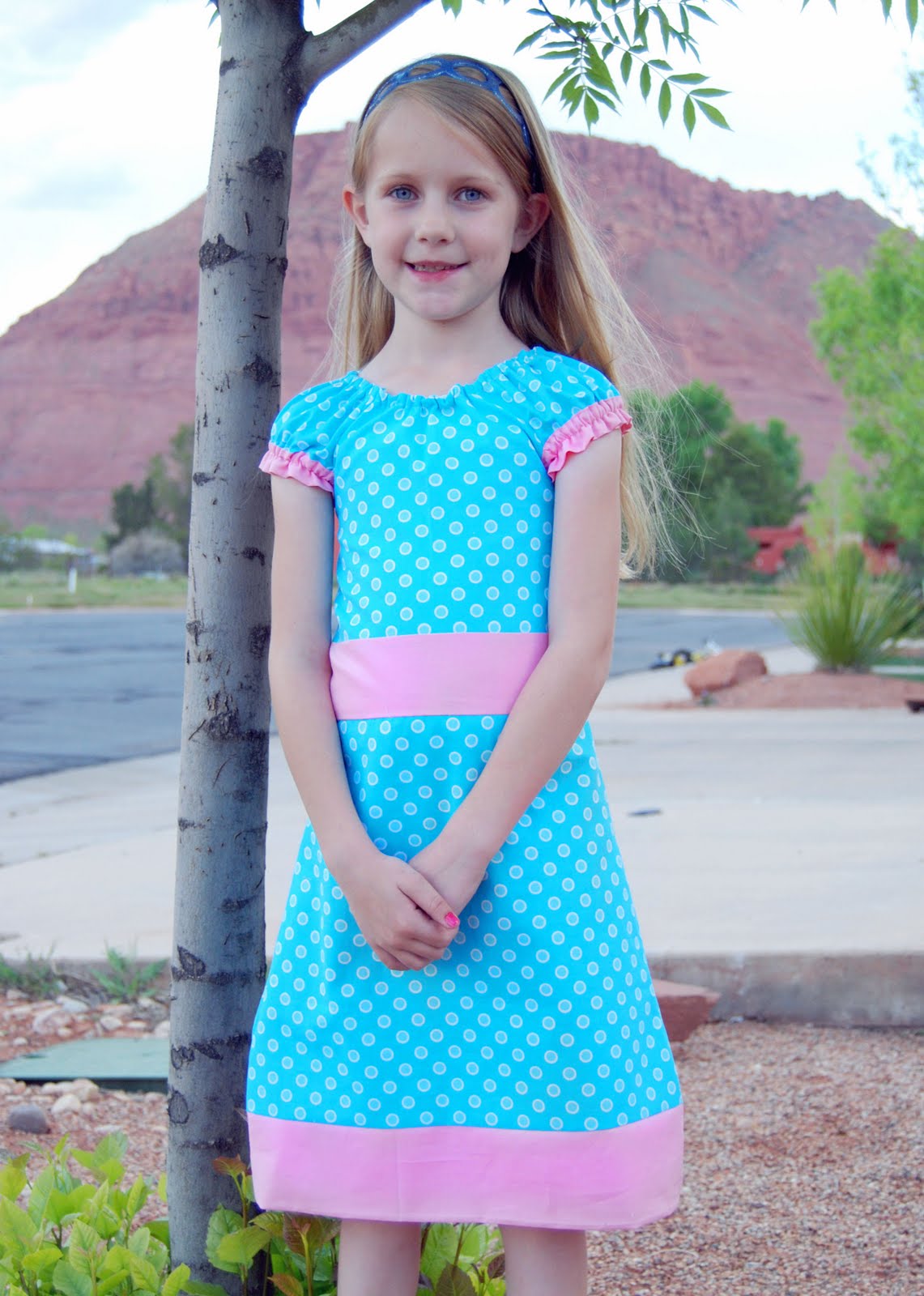 Linz Sews The Easter Dress