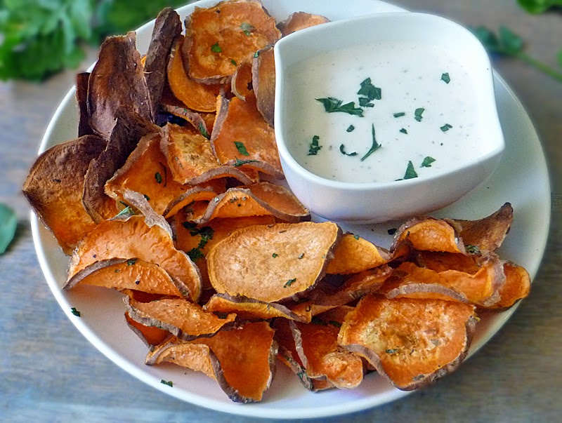 Sweet Potato Chips with Garlic Aioli Dipping Sauce | by Life Tastes Good makes a healthy and delicious appetizer, snack, or even a side dish.