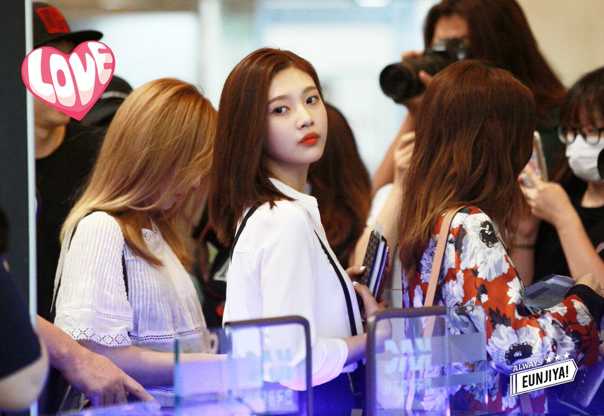 오늘공항에서 아침부터 미모대박난 조이 | 인스티즈