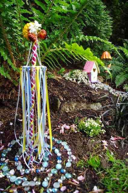 Nordic Wiccan: May Pole