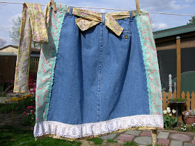 Crafty Home Cottage: Aprons from Re-purposed Denium Jeans and Dresses