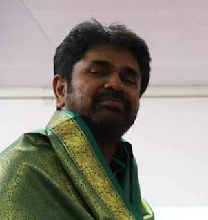 யாரோ எழுதிய கதை - புத்தக விமர்சனம் Dheva