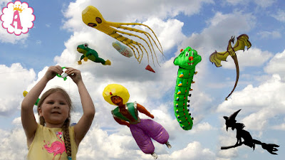 Огромные воздушные змеи на фестивале Tryhutty International Kite Festival 2018