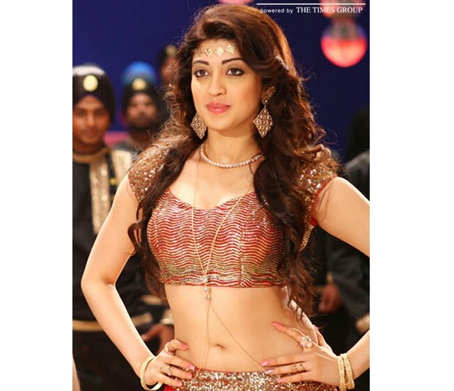 Pranitha Subash Top 100+ Seducing Navel Boob Cleavage Images