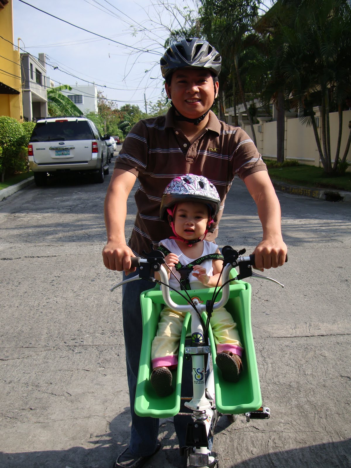 Riding a folding bike around Manila The iBert seat on the Brompton