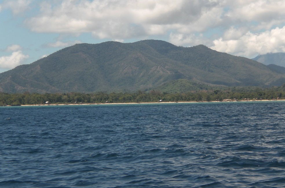 Info Pulau Kabaena: Pulau Kabaena