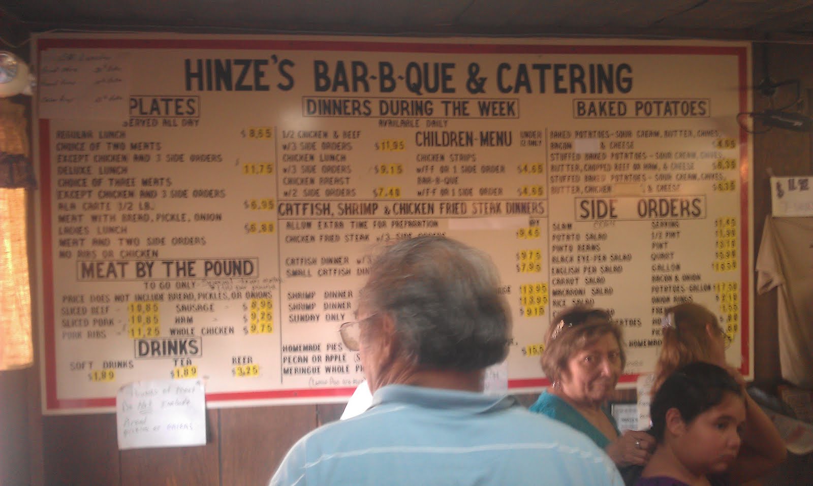 Man Up Tales of Texas BBQ™ Reader Review Hinze's BarBQue (Wharton, TX)