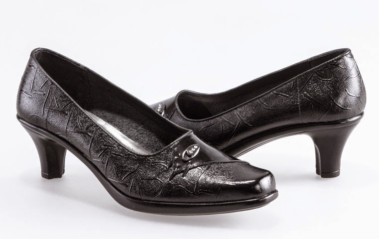 Model merk sepatu wanita terkenal dan bagus terbaru modern | Terbaru