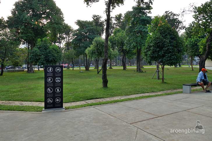 monumen pembebasan irian barat
