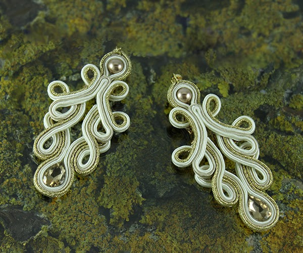 Openwork lace gold and beige soutache earrings