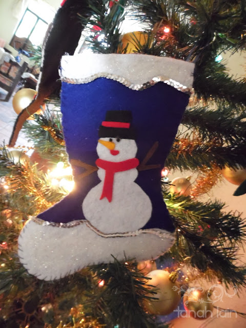 Cómo hacer una bota navideña de fieltro