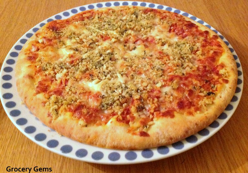 Grocery Gems Review Tesco Limited Edition Mozzarella & Garlic Pesto Crumb Pizza
