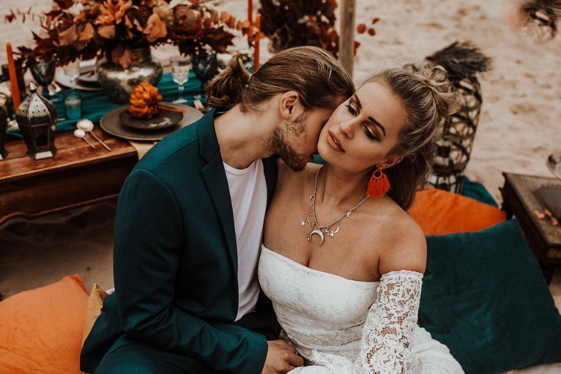 TO THE AISLE AUSTRALIA | INTERNATIONAL FEATURE SPECIAL SARAH EVERYTHING PHOTOGRAPHY THE FEATHERETTE GERMAN WEDDING STYLED INSPIRATION INDIAN INSPIRED GOA