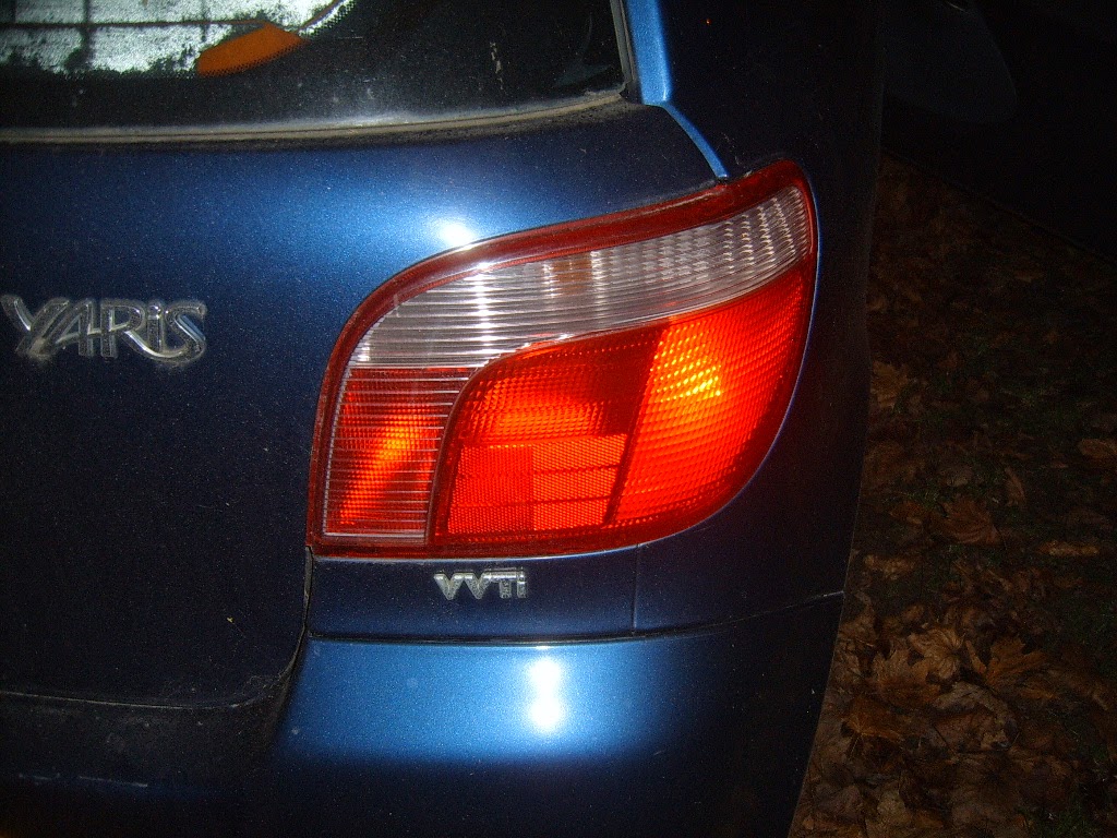 Toyota Yaris Back Light Bulb Issues Fix Car Auto