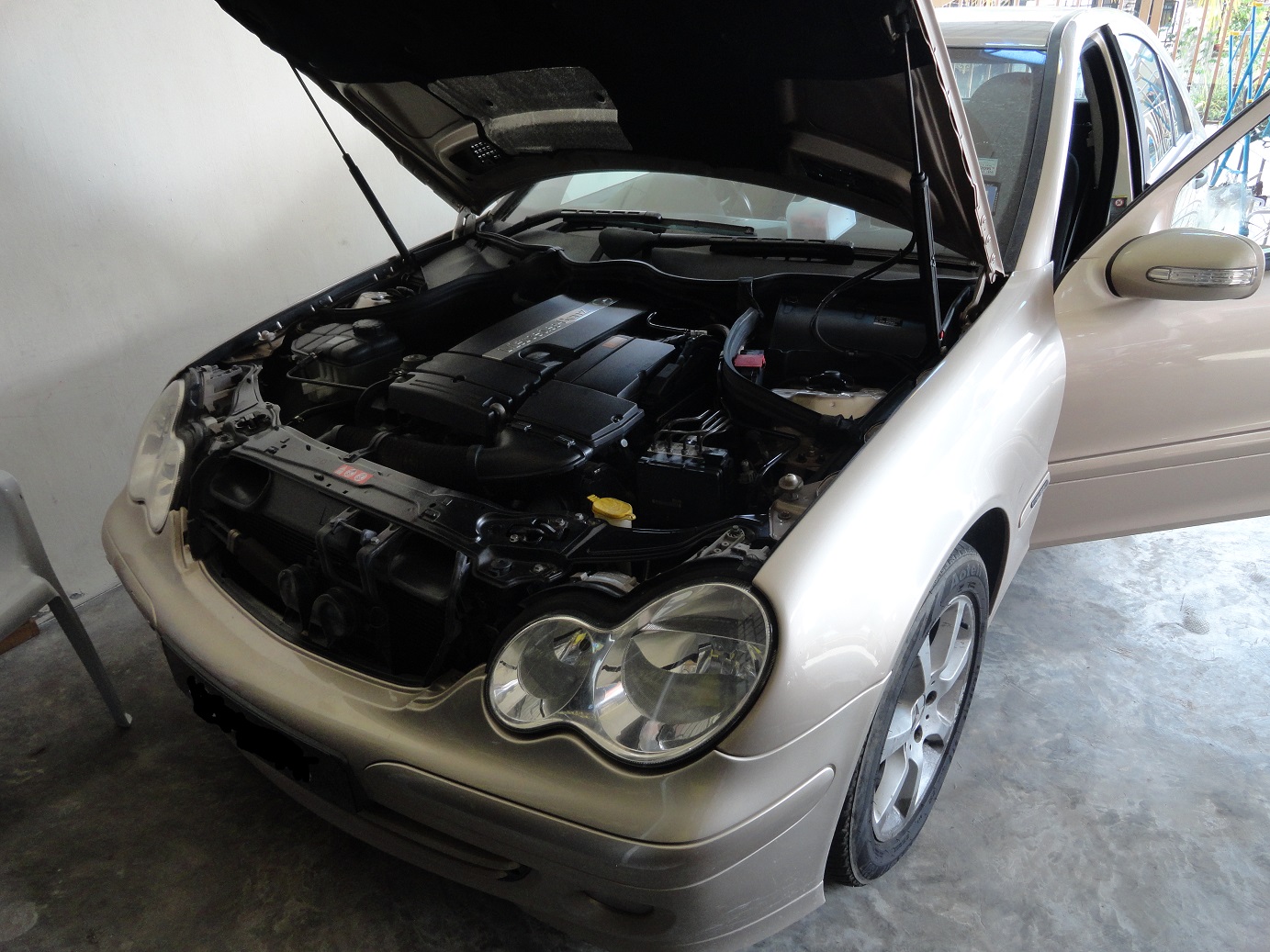 MERCEDES W203 C180K HOW TO REPLACE FUEL FILTER
