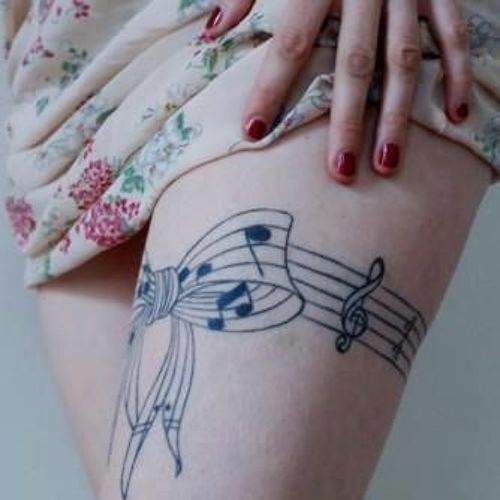 Uma bela música, desenho de tatuagem para as meninas na coxa, o seu muito legal o design de todas as meninas gostariam de tinta
