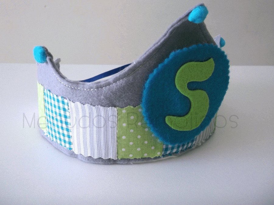 Corona de cumpleaños de fieltro1