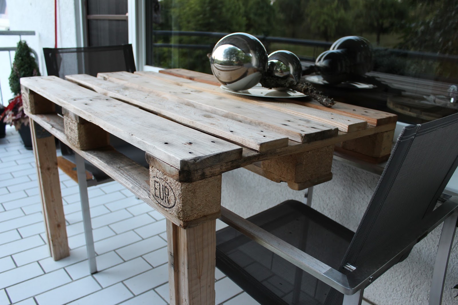 ideenwerkstatt Palettentisch