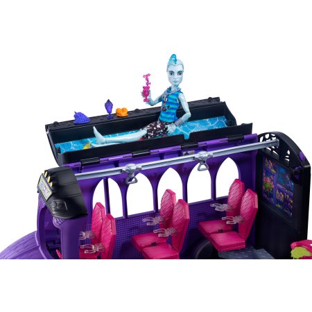 monster high salon bus