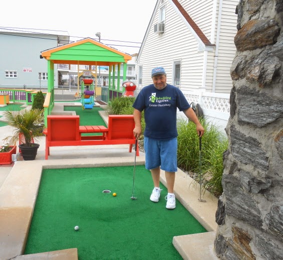 HASSLES Miniature Golf Course in North Wildwood