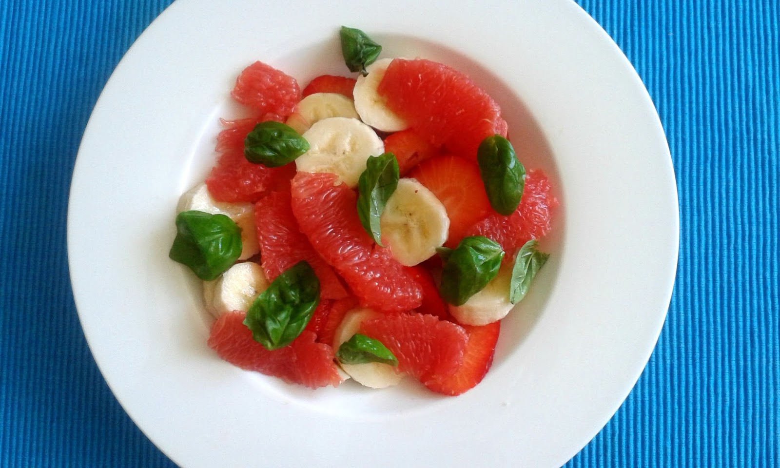 Alexa 089: Sommer auf dem Teller: Obstsalat mal anders!