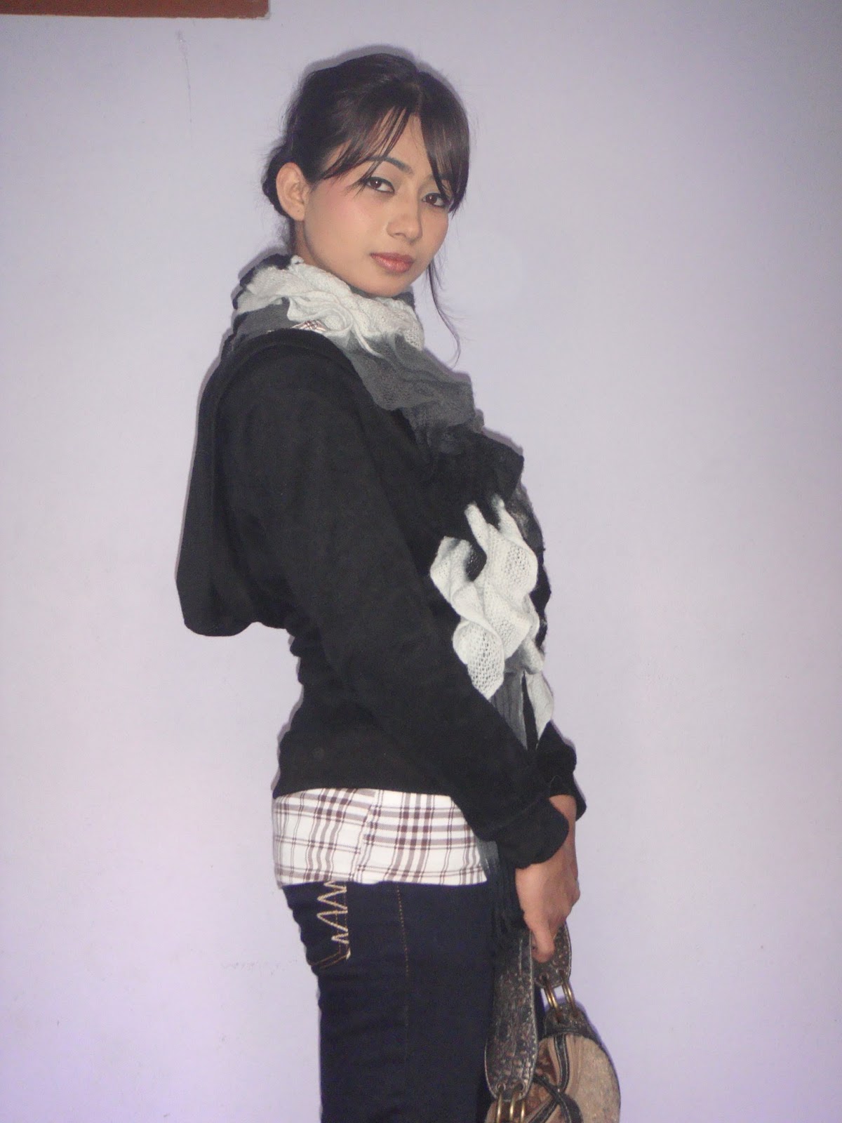 Nepali Actress Model Binita Baral Photo Collection ~ Glam Nepal