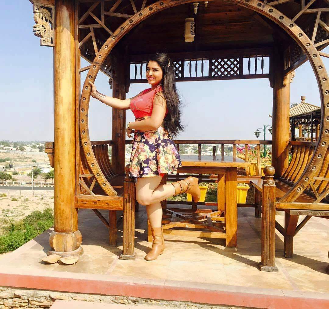 Amrapali Dubey Hot movie Shootimg Photo
