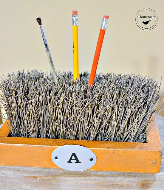 push broom pencil and paint brush organizer