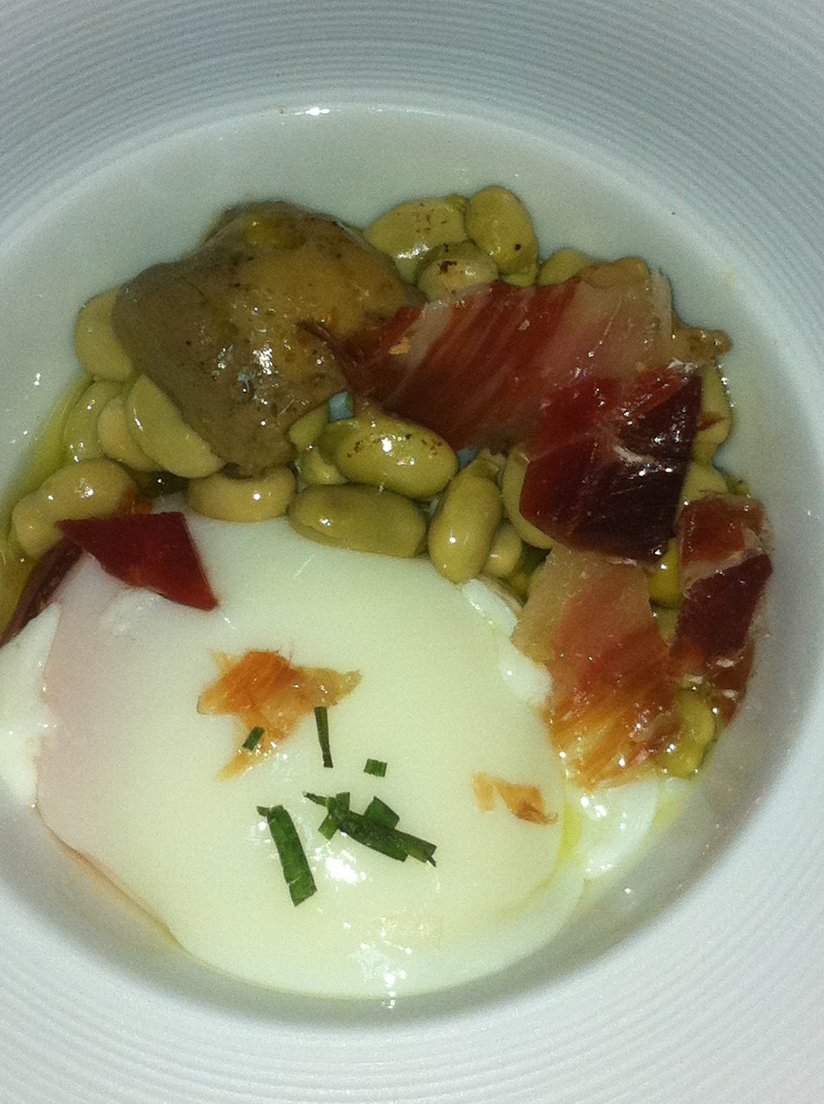 LA COCINA DE HECTOR HUEVO A BAJA TEMPERATURA CON HABITAS Y FOIE