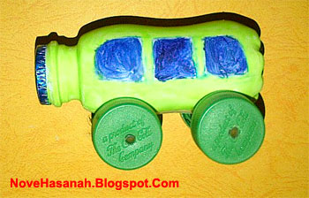 cara membuat kerajinan tangan dari botol plastik berbentuk mobil-mobilan untuk mainan anak-anak