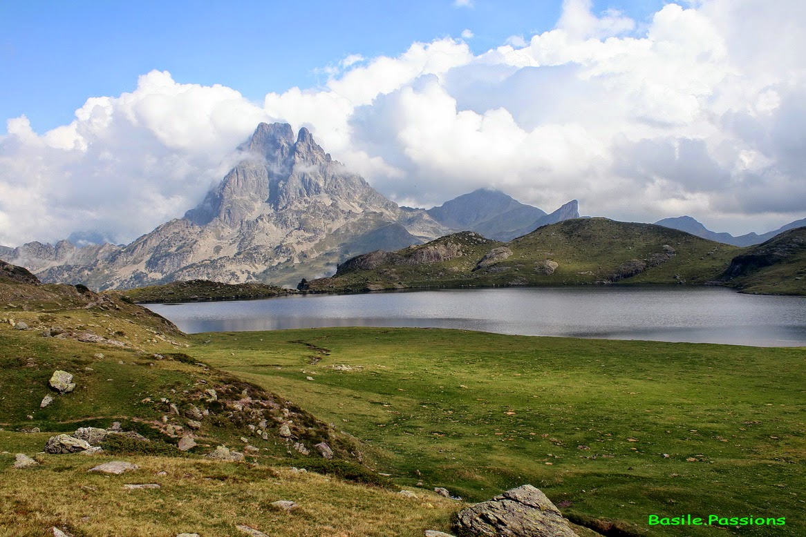 Tour de l'Ossau Randonnée Laruns (64) Depuis le lac de BiousArtigues boucle autour du pic