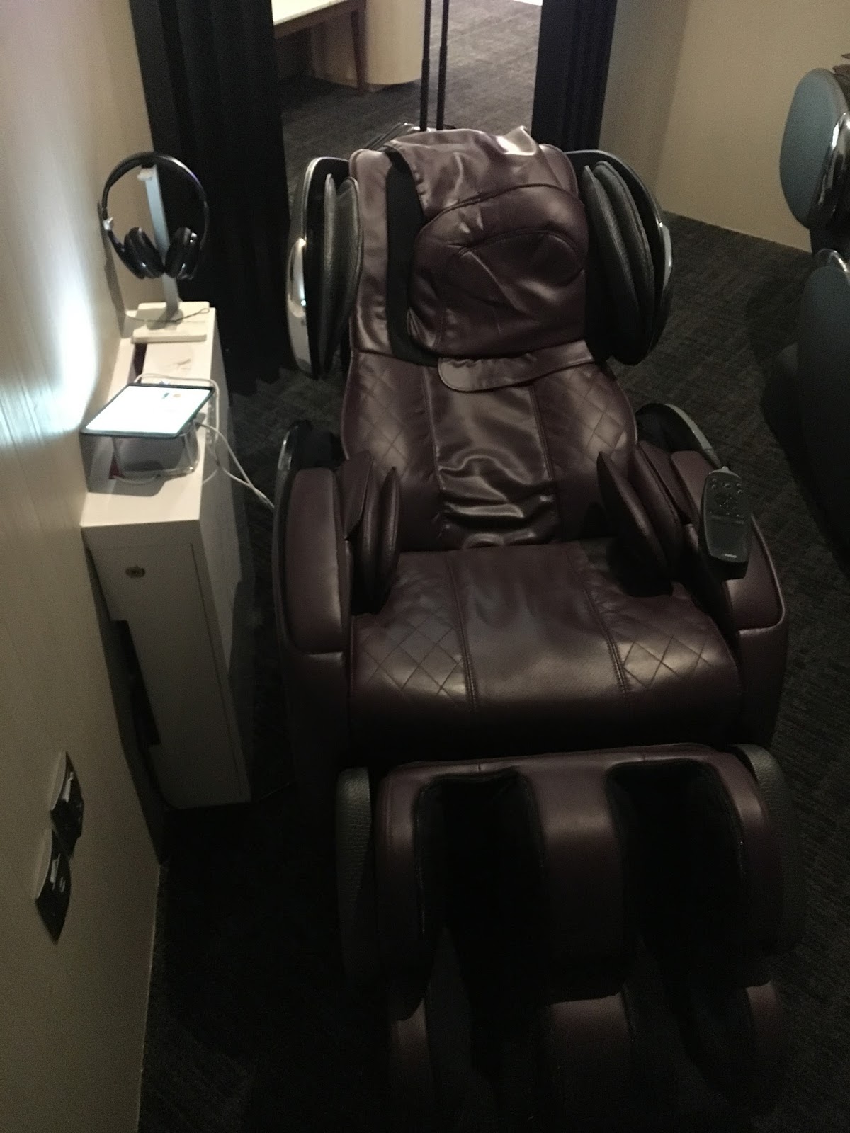 SATS Premier Lounge Changi Airport Terminal 2 Singapore Travel is