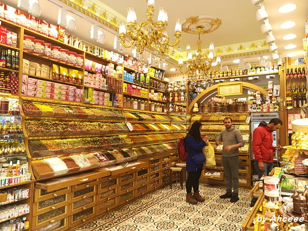 Marele-Bazar-Vacanta-Istanbul-atractii-turistice