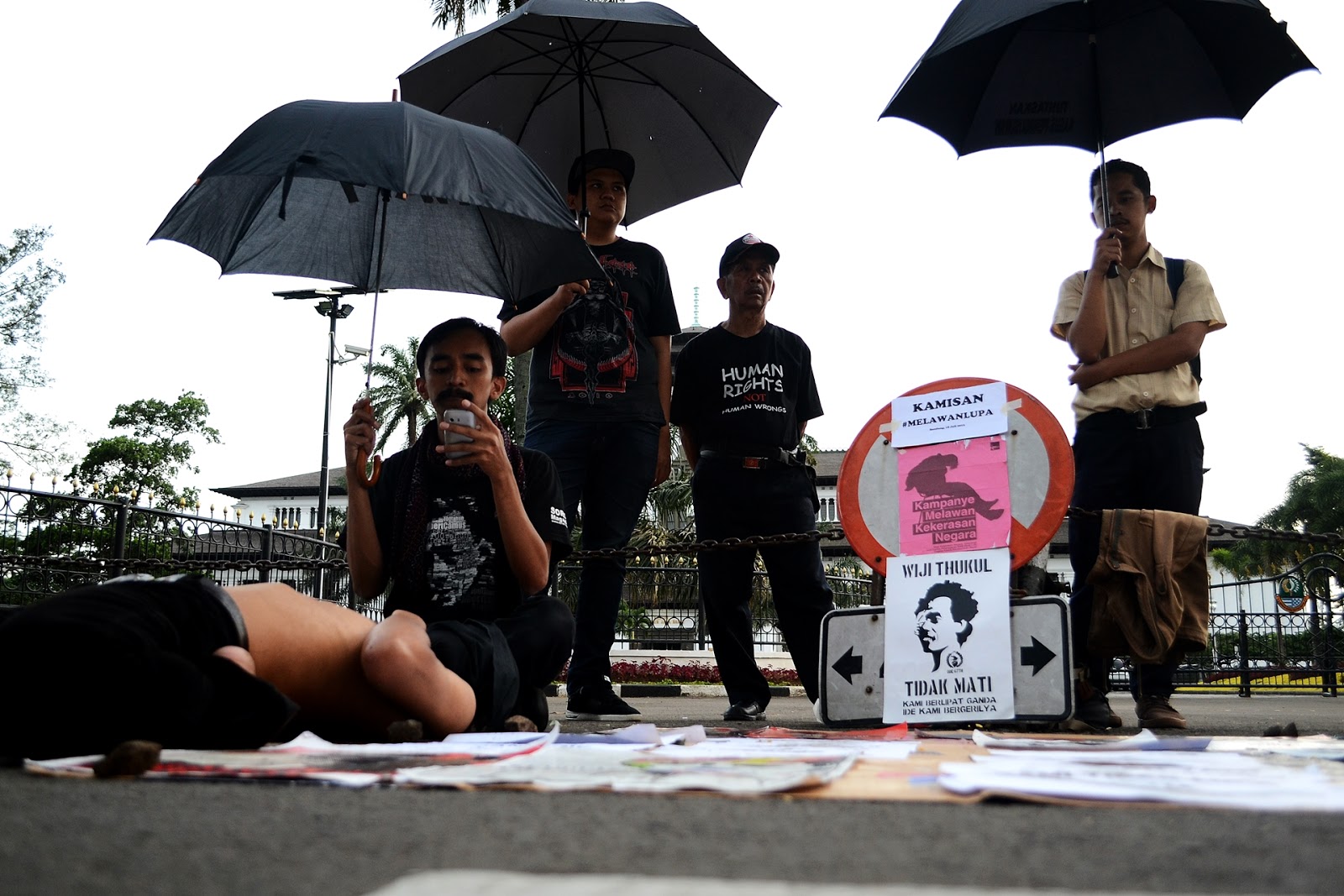 38 Contoh Foto Jurnalistik Dan Caption