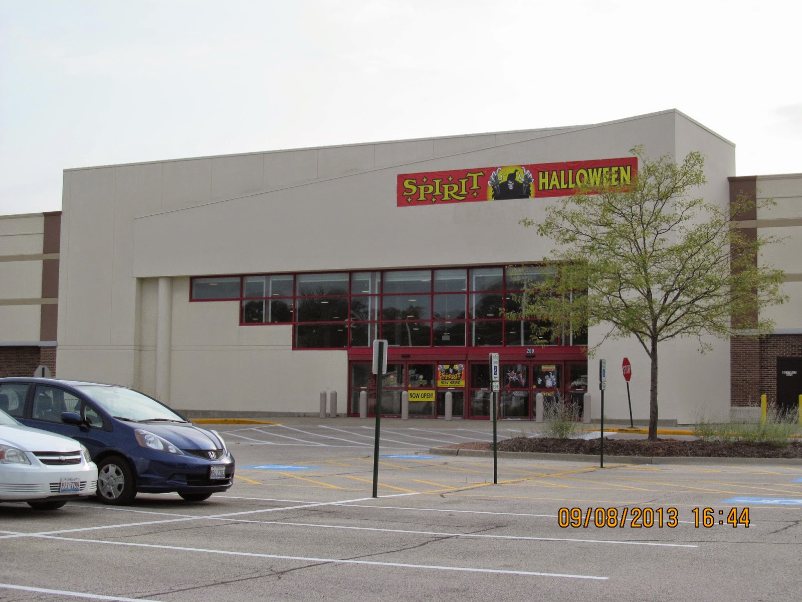 Trip to the Mall Deerbrook Mall (Deerfield, IL)