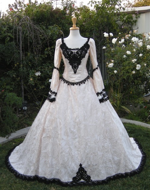 Dragonmummas Envy Victoriangothicrenaissance Wedding Dress