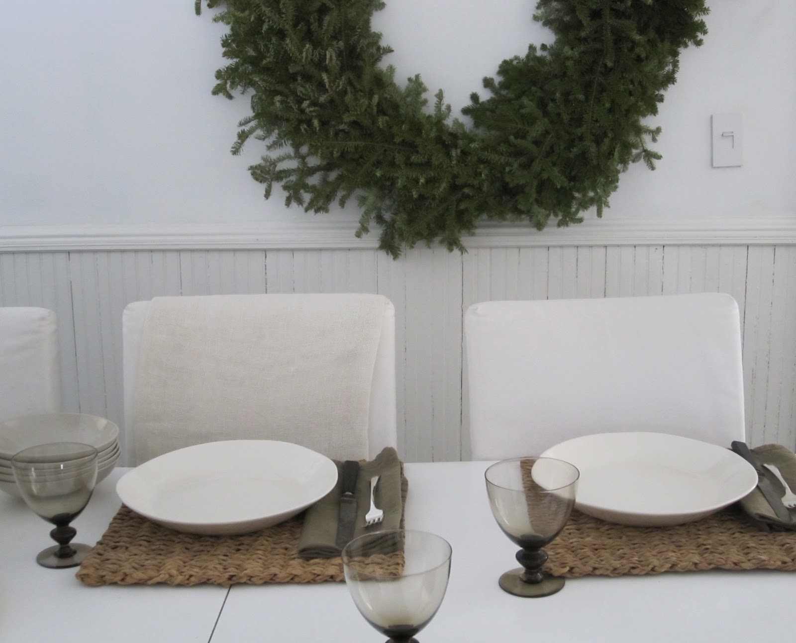 The Table: simple holiday tablesetting